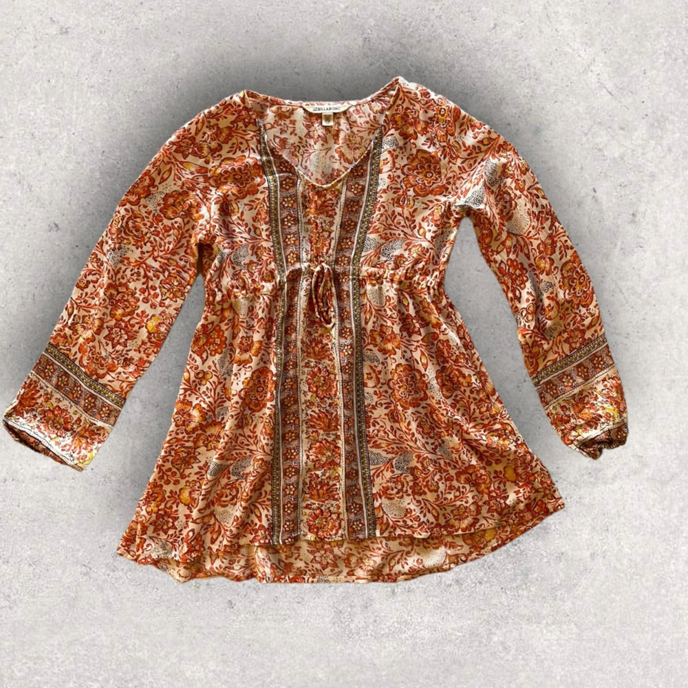 Billabong Bohemian Top High Low Size Small Orange and Cream Great Condition!